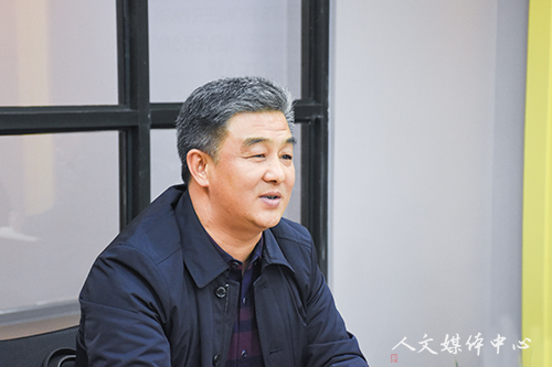 续校园情 筑大学梦 亚洲成人久久举办校友返校座谈会