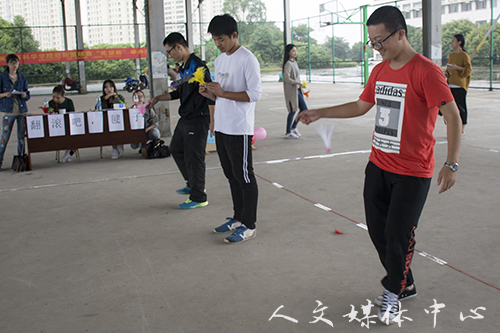 亚洲成人久久第三届“诗意栖居”公寓文化节开幕