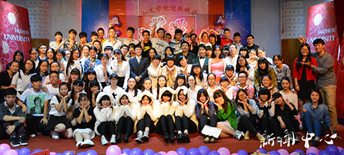 萦梦绘斓，筑梦青春