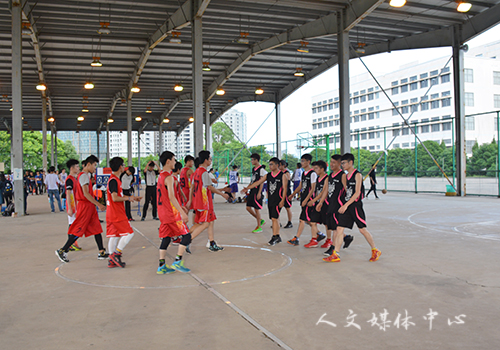 校园篮联落下帷幕  亚洲成人久久完美收官