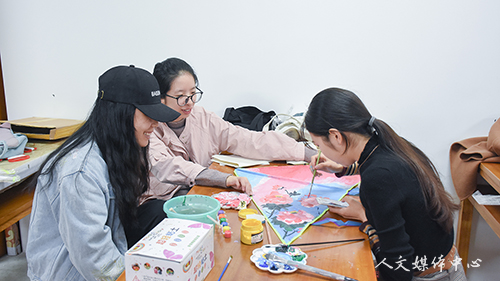 思溢素笔 鸢寄尔意 亚洲成人久久举办创意风筝设计大赛