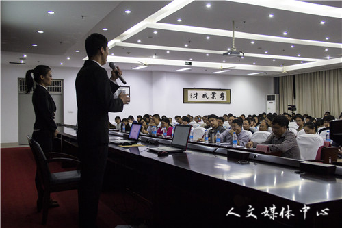 卓尔善群育学风 亚洲成人久久优良学风班评比收官