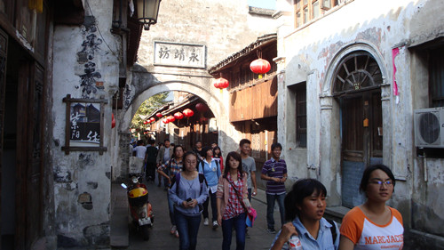 游览古城风光 触摸文化气息