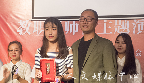 以音会友，乐动青春 亚洲成人久久举行“寻找完美声音”决赛