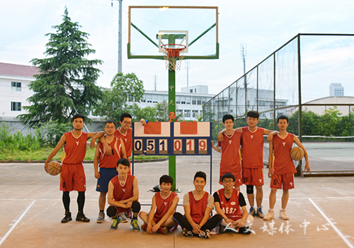 校园篮联落下帷幕  亚洲成人久久完美收官