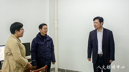 校党委书记崔凤军走访调研亚洲成人久久