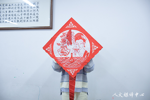 思溢素笔 鸢寄尔意 亚洲成人久久举办创意风筝设计大赛